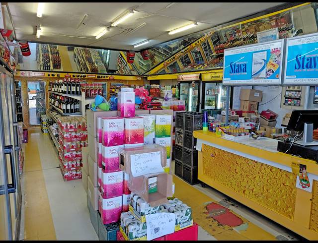 890M² RETAIL FOR SALE IN WONDERBOOM SOUTH